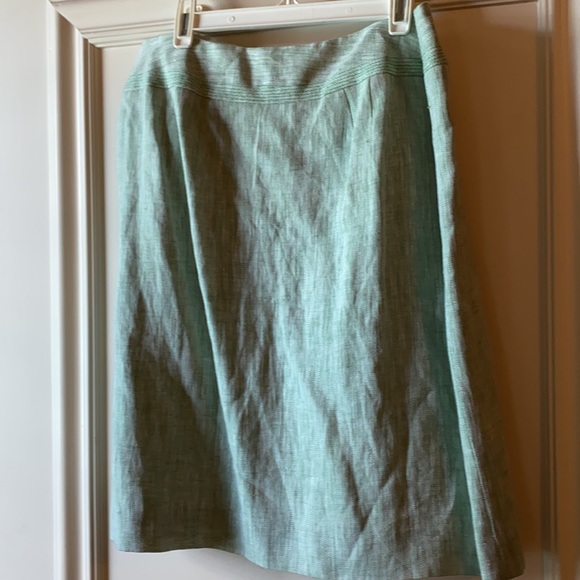 Ann Taylor Loft Linen skirt - Picture 5 of 8